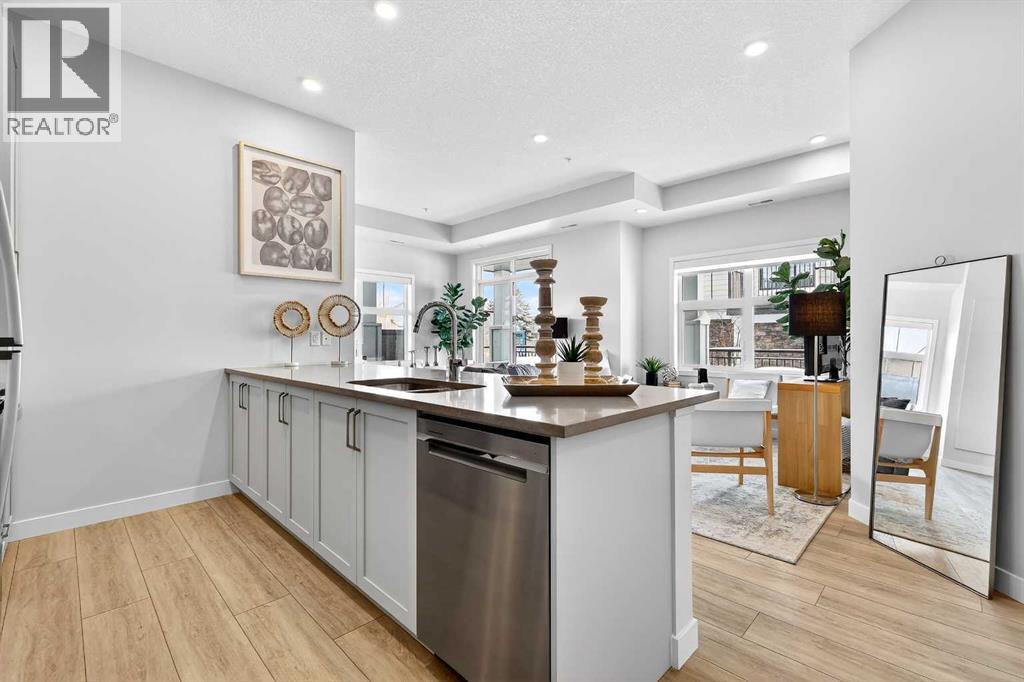 255 Les Jardins Park Southeast Property Photo 4