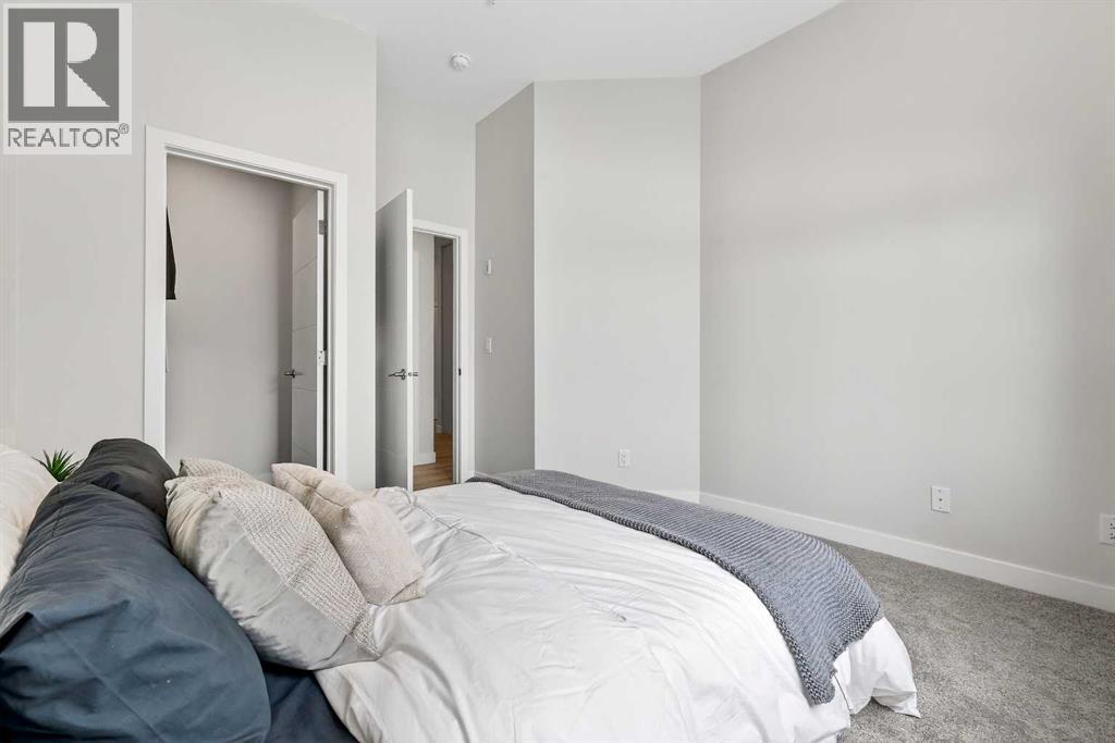 255 Les Jardins Park Southeast Property Photo 15