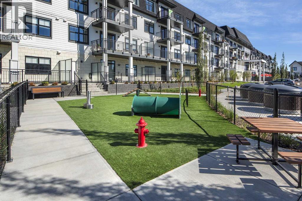 255 Les Jardins Park Southeast Property Photo 29
