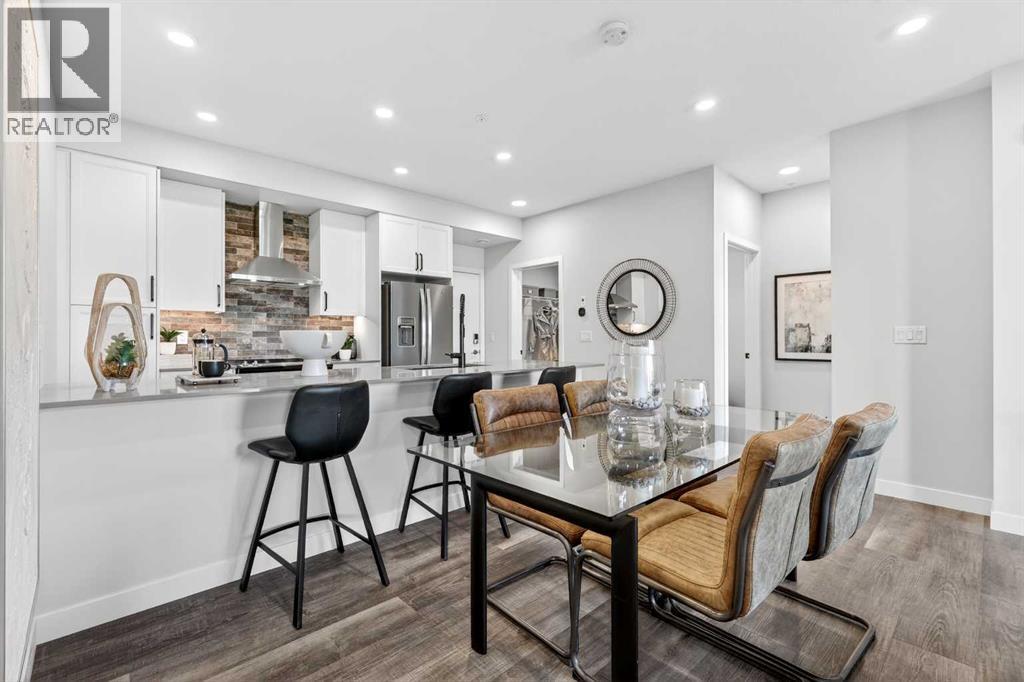255 Les Jardins Park Southeast Property Photo 1