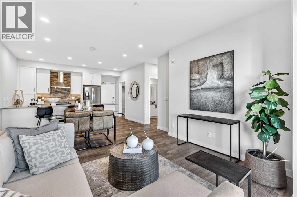 255 Les Jardins Park Southeast Property Photo 6