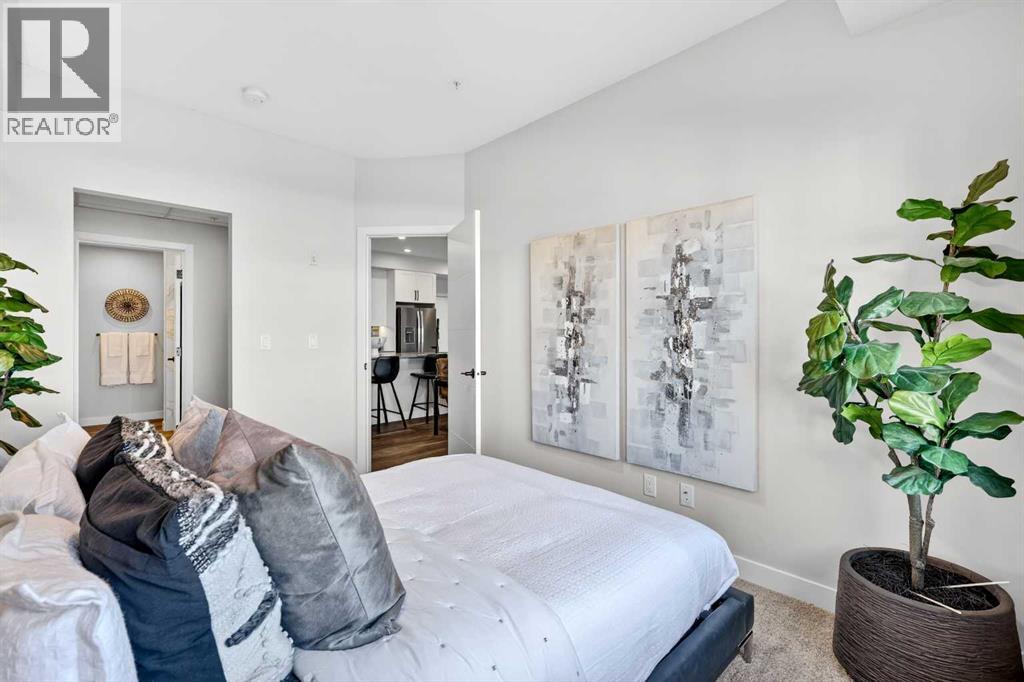 255 Les Jardins Park Southeast Property Photo 10