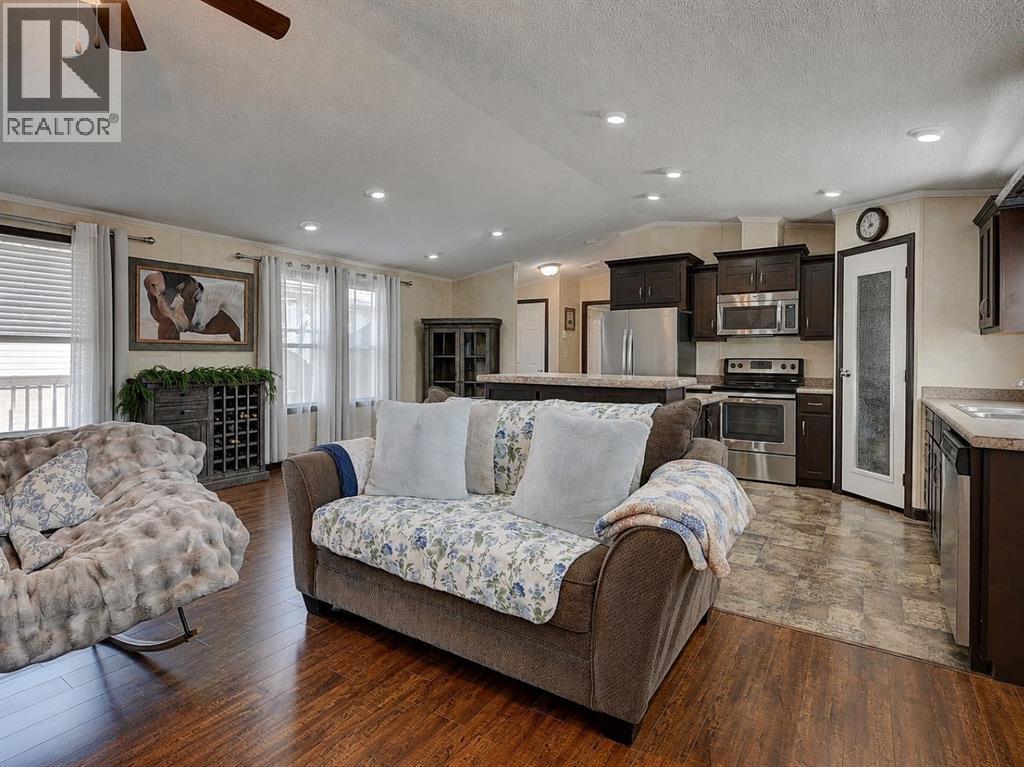 10615 88 Street Property Photo 9
