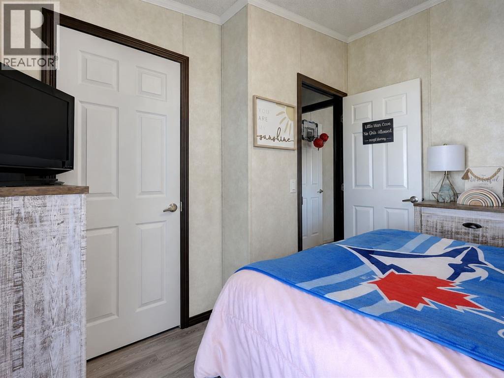 10615 88 Street Property Photo 18