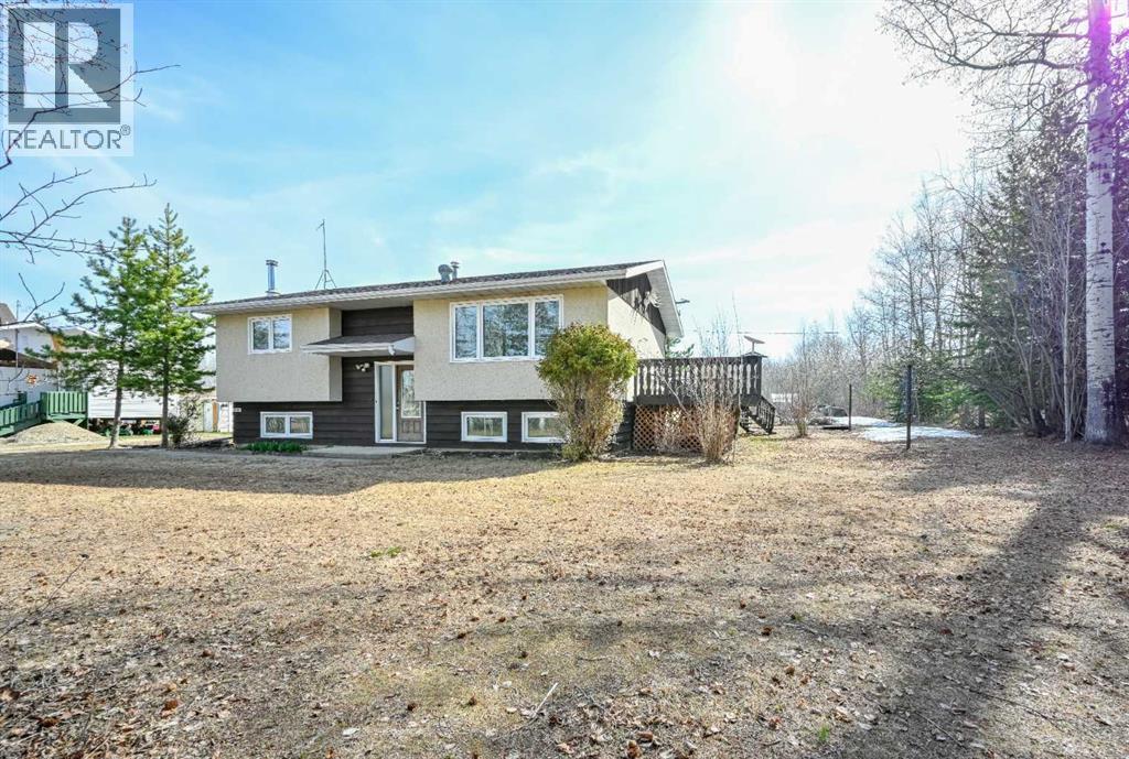 69565 Range Road 65 Property Photo 2