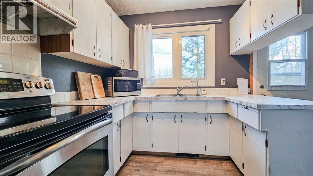 69565 Range Road 65 Property Photo 12