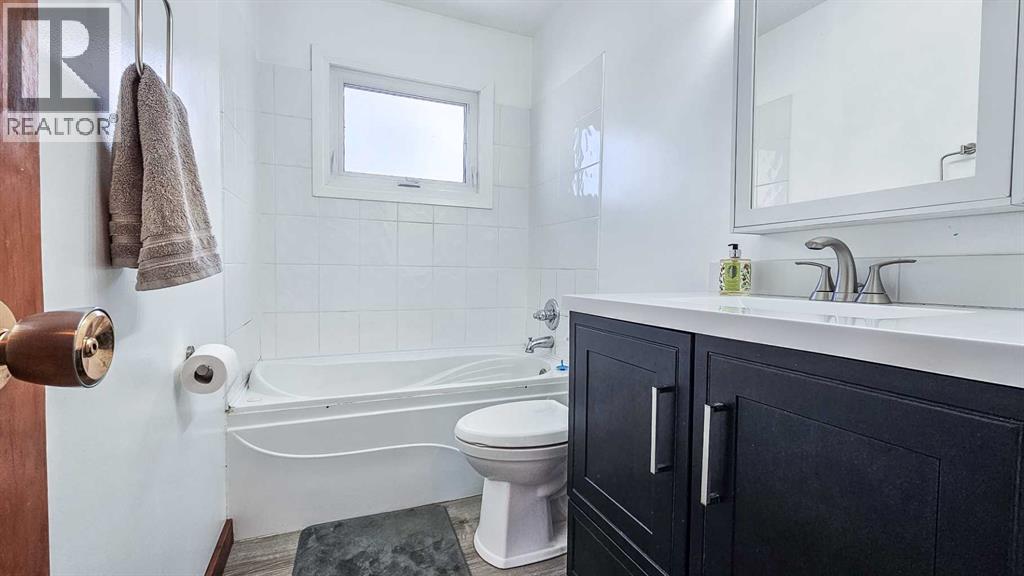 69565 Range Road 65 Property Photo 16