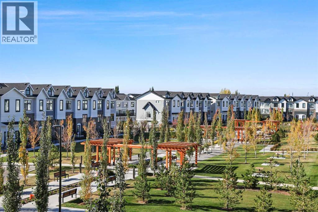 255 Les Jardins Park Southeast Property Photo 15