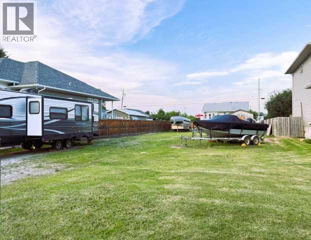 117 4 Street Sw Property Photo 1