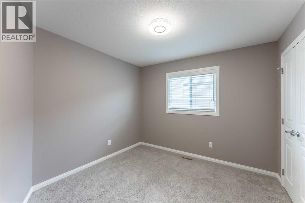 1548 Coalbanks Boulevard W Property Photo 32