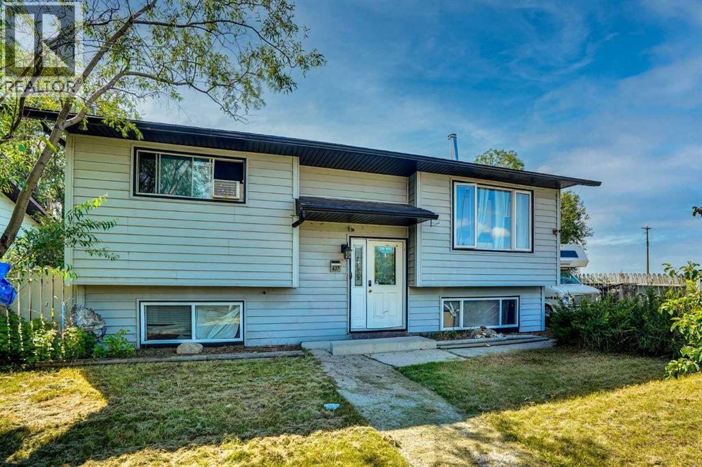 437 Mckinnon Drive Property Photo 1