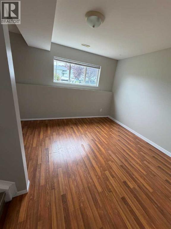 7213 105 Street Property Photo 11
