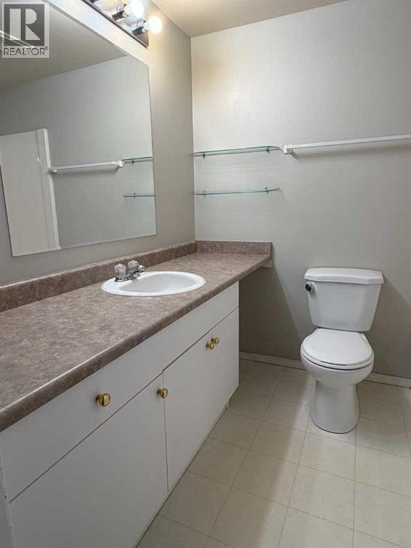 7213 105 Street Property Photo 12