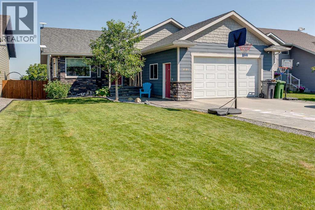 4646 58 Avenue Property Photo 1