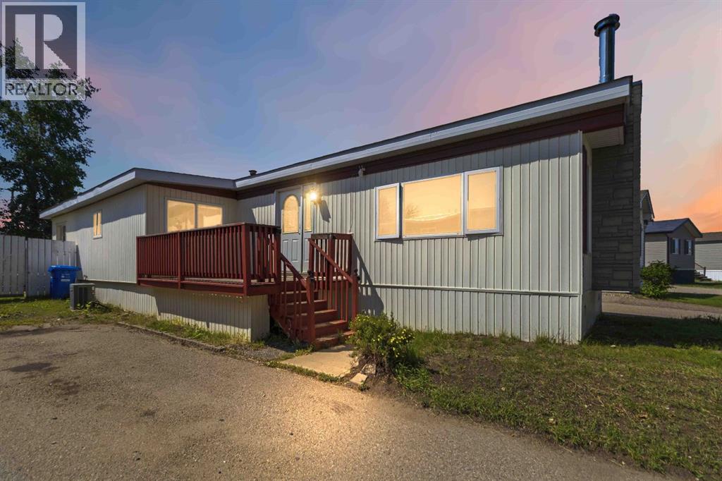 336 Grenfell Crescent Property Photo 1