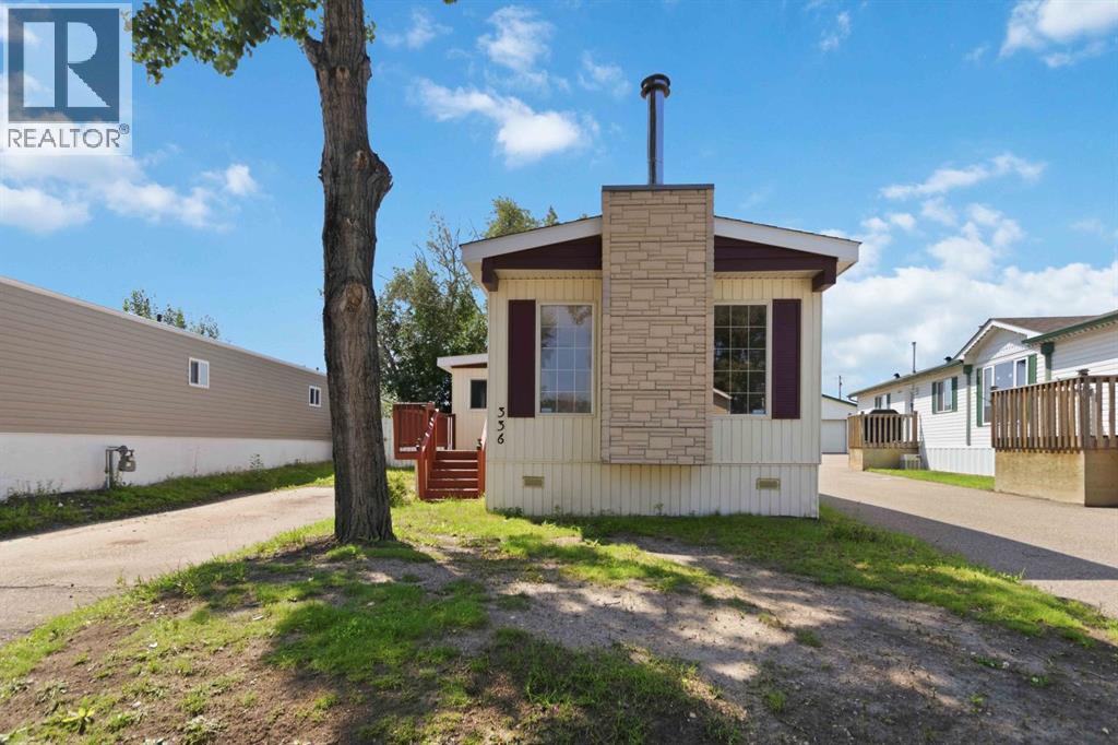 336 Grenfell Crescent Property Photo 2