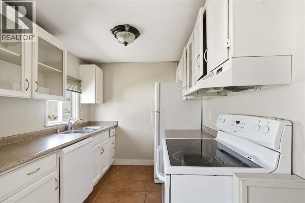 336 Grenfell Crescent Property Photo 16