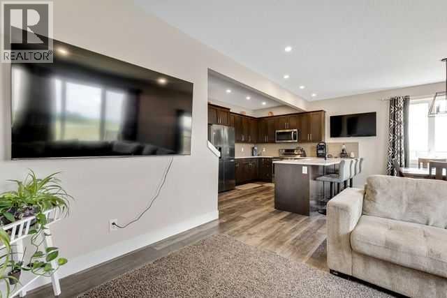 27 Gardner Close Property Photo 11