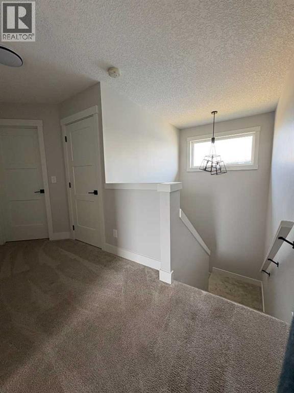 27 Gardner Close Property Photo 23
