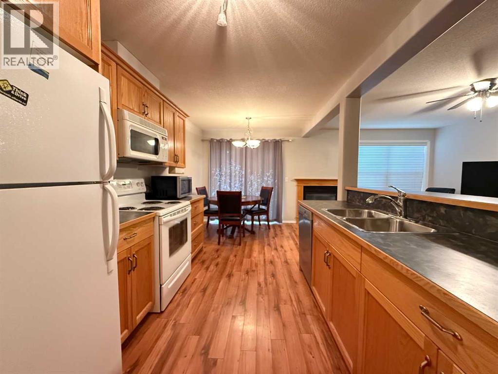 501 3 Street Property Photo 7