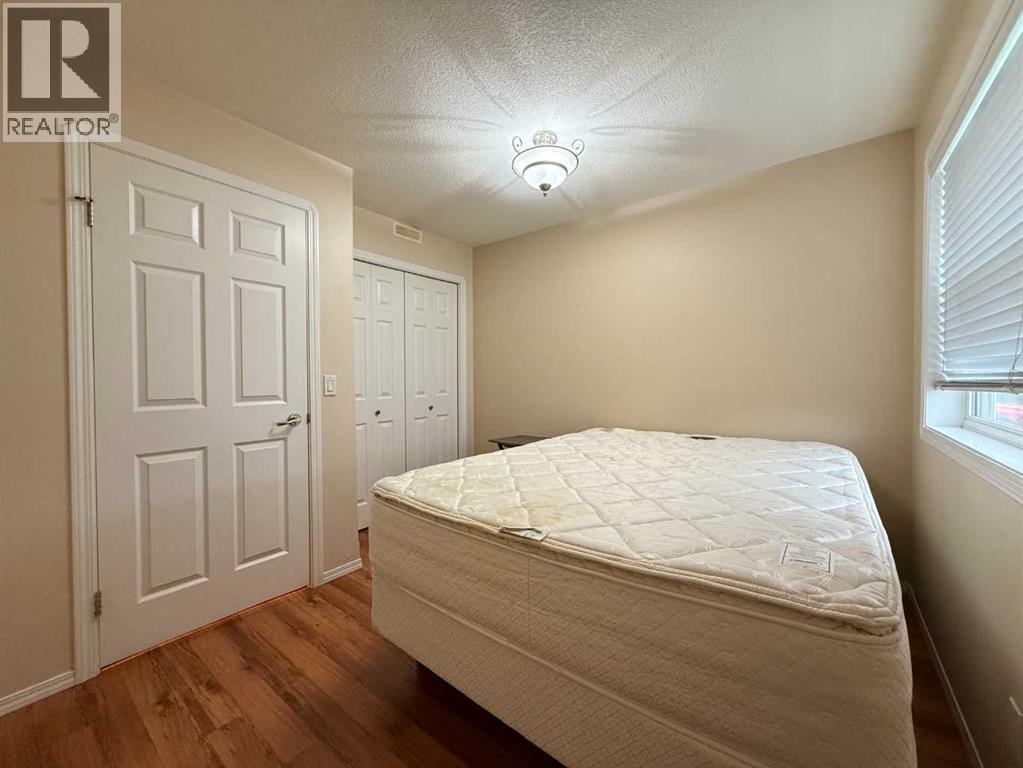501 3 Street Property Photo 11