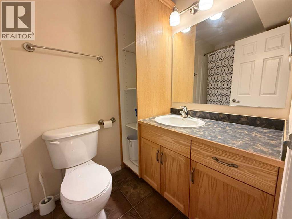 501 3 Street Property Photo 12