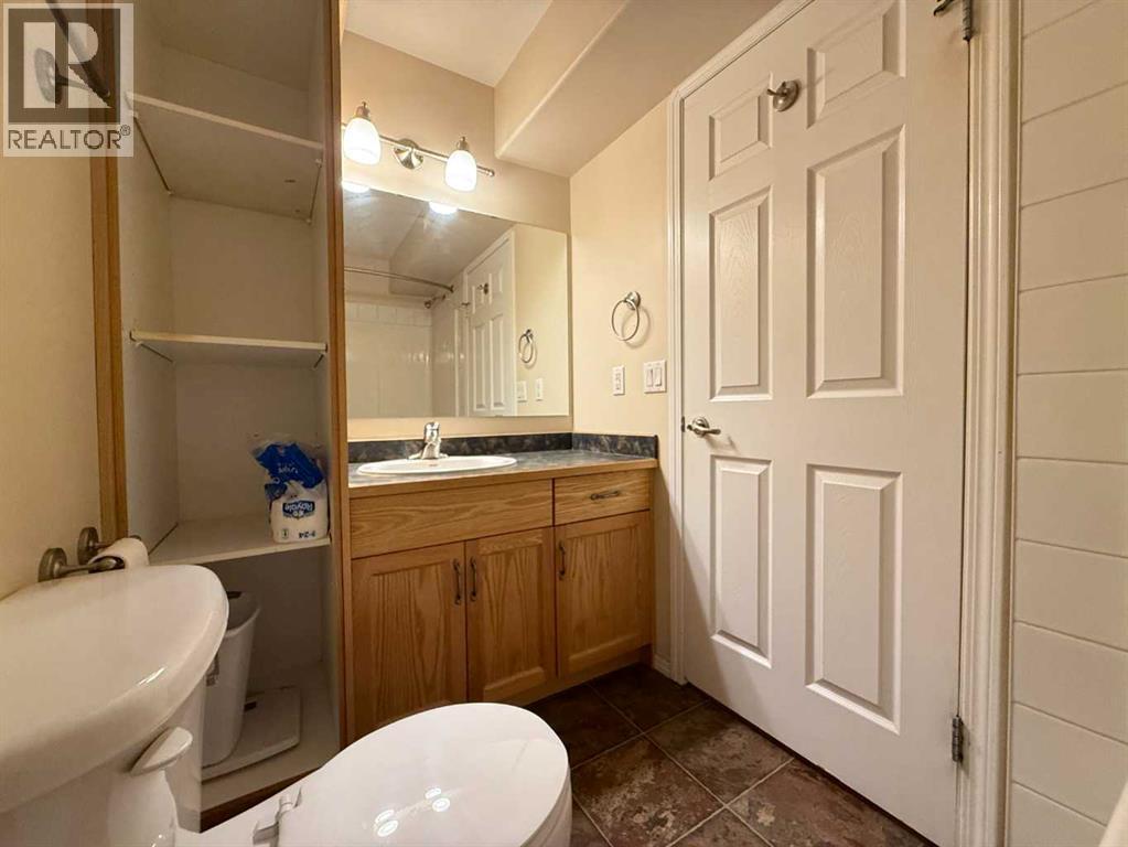 501 3 Street Property Photo 13