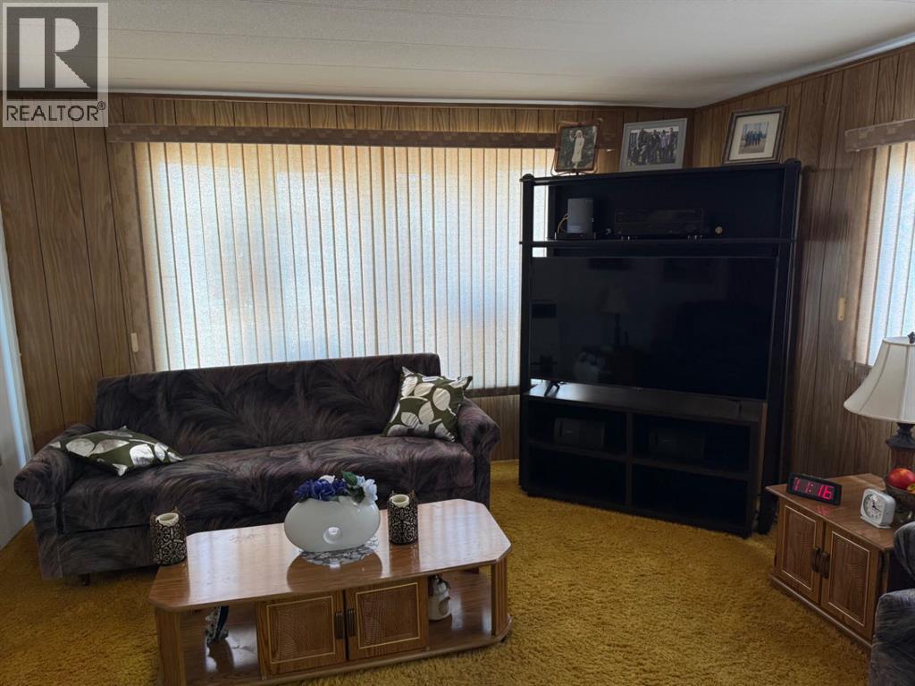 1410 43 Street South Property Photo 8