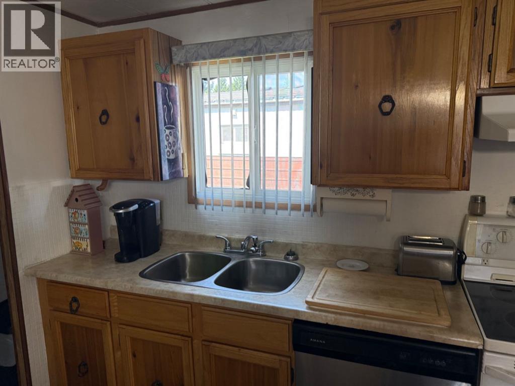 1410 43 Street South Property Photo 11