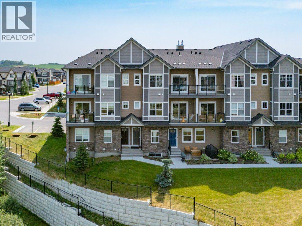 250 Fireside View Property Photo 1