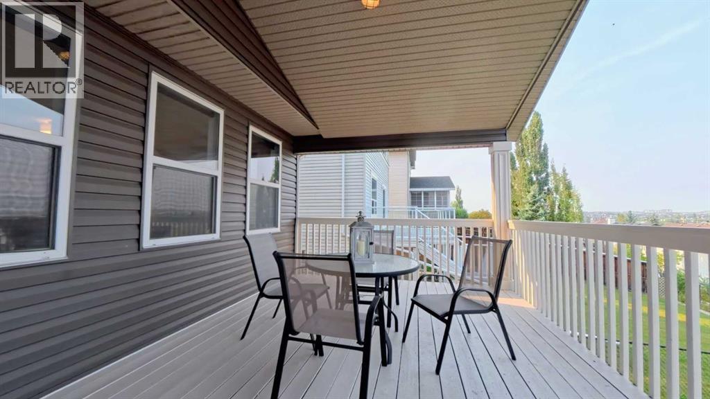 210 Panamount Hill Nw Property Photo 13