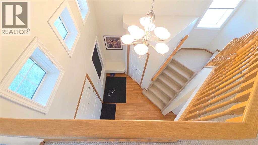 210 Panamount Hill Nw Property Photo 15