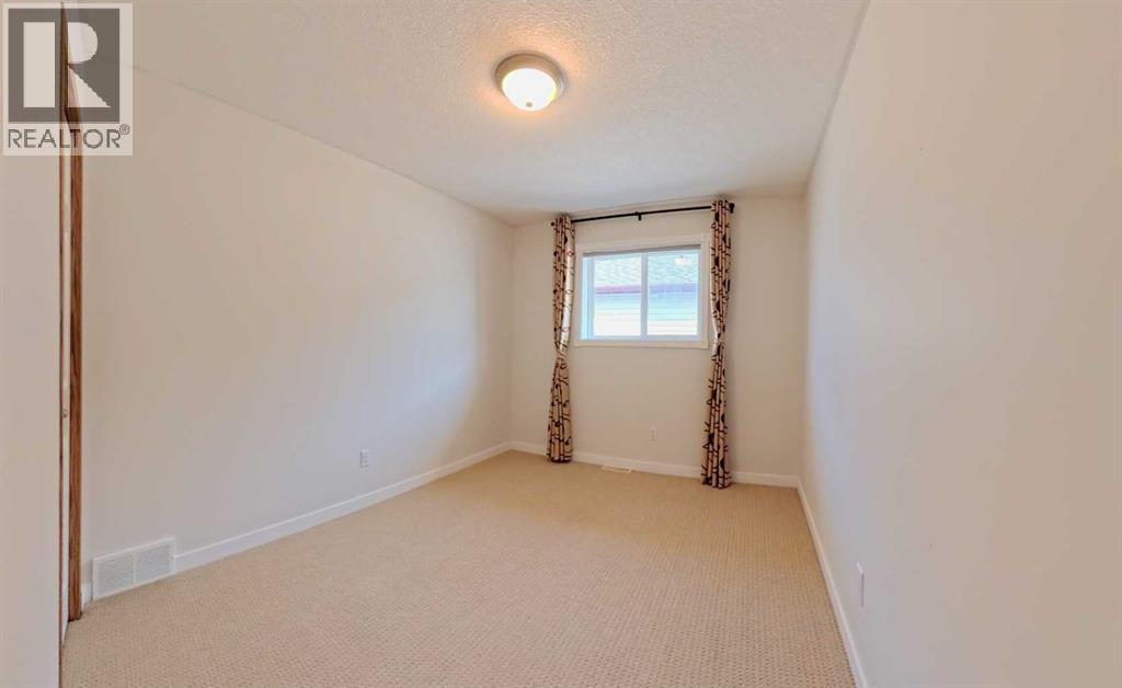 210 Panamount Hill Nw Property Photo 21
