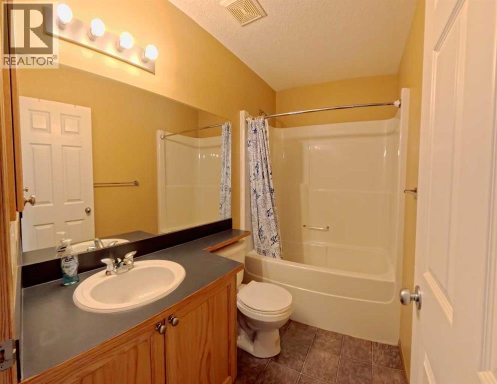210 Panamount Hill Nw Property Photo 25
