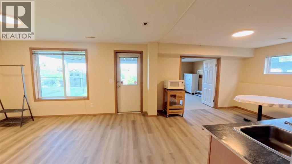 210 Panamount Hill Nw Property Photo 26