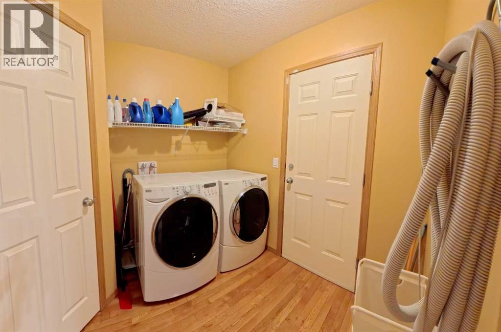 210 Panamount Hill Nw Property Photo 32