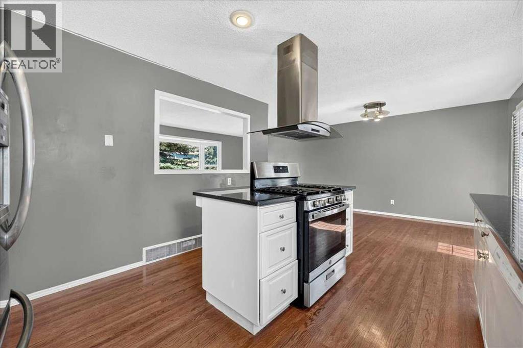4711 Montana Drive Nw Property Photo 14