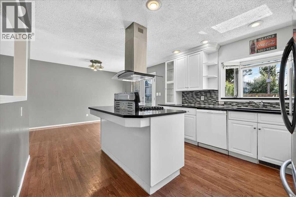 4711 Montana Drive Nw Property Photo 18