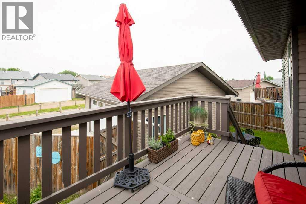 10 Hansen Close Property Photo 11