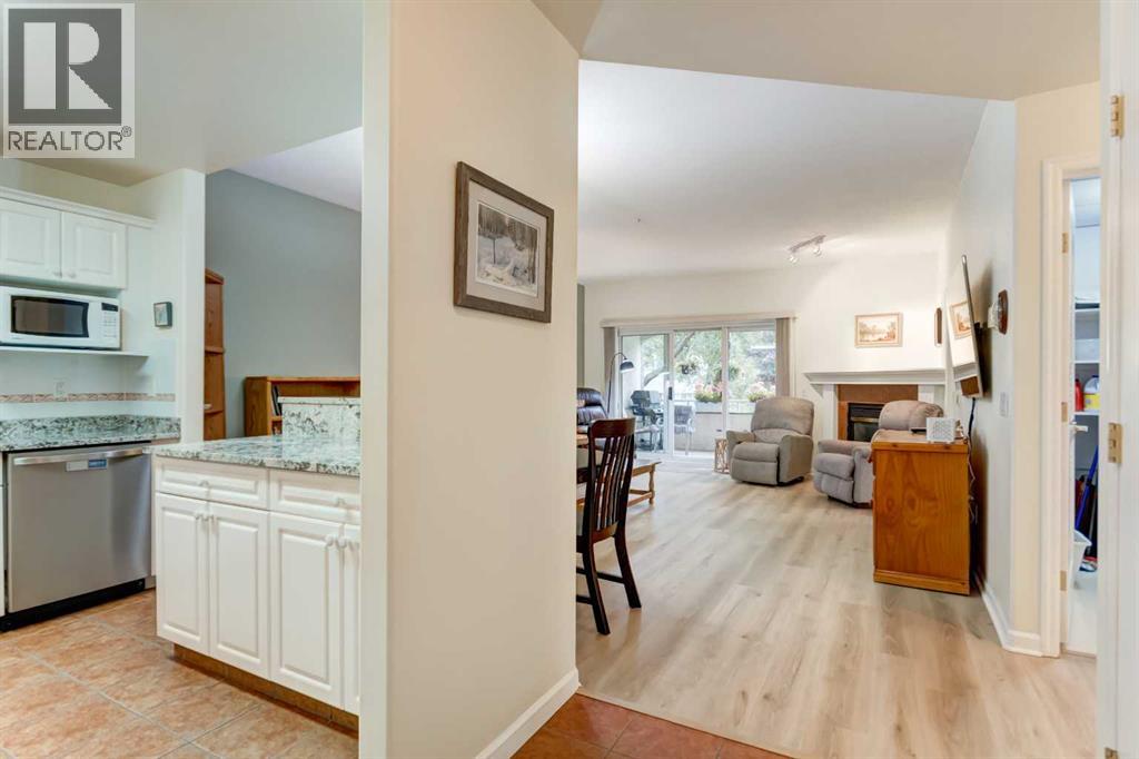 43 Westlake Circle Property Photo 5