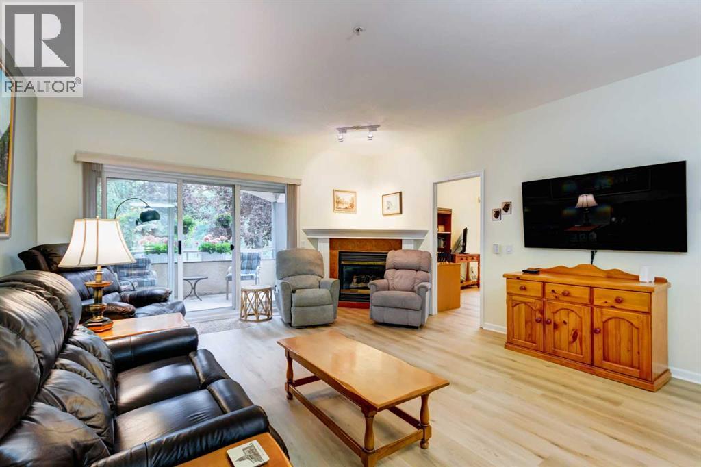 43 Westlake Circle Property Photo 13