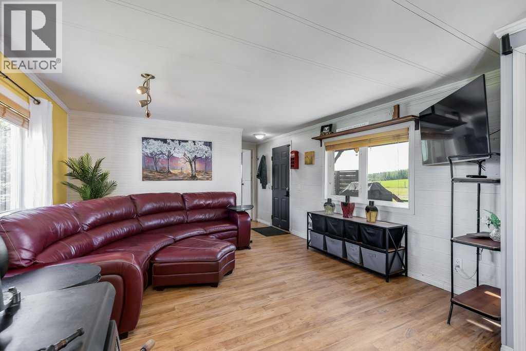 363044 Range Road 5-1 Property Photo 8