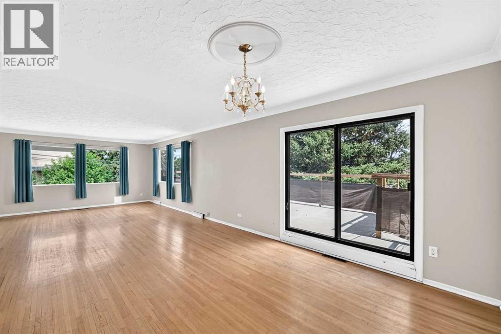 1735 38 Avenue Sw Property Photo 19