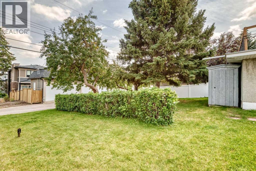 1735 38 Avenue Sw Property Photo 40