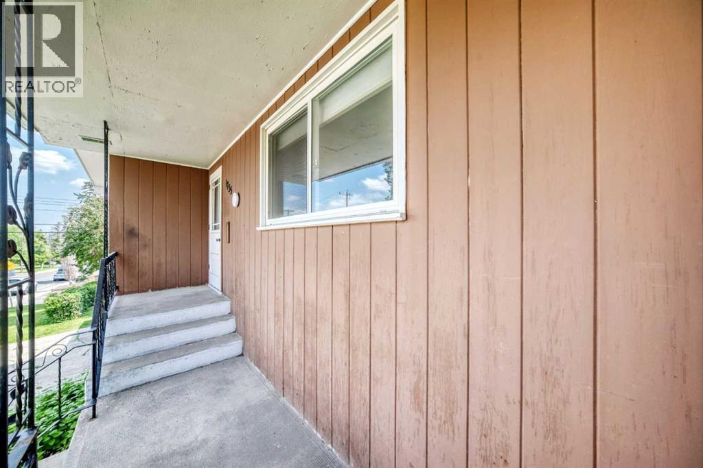 1735 38 Avenue Sw Property Photo 45
