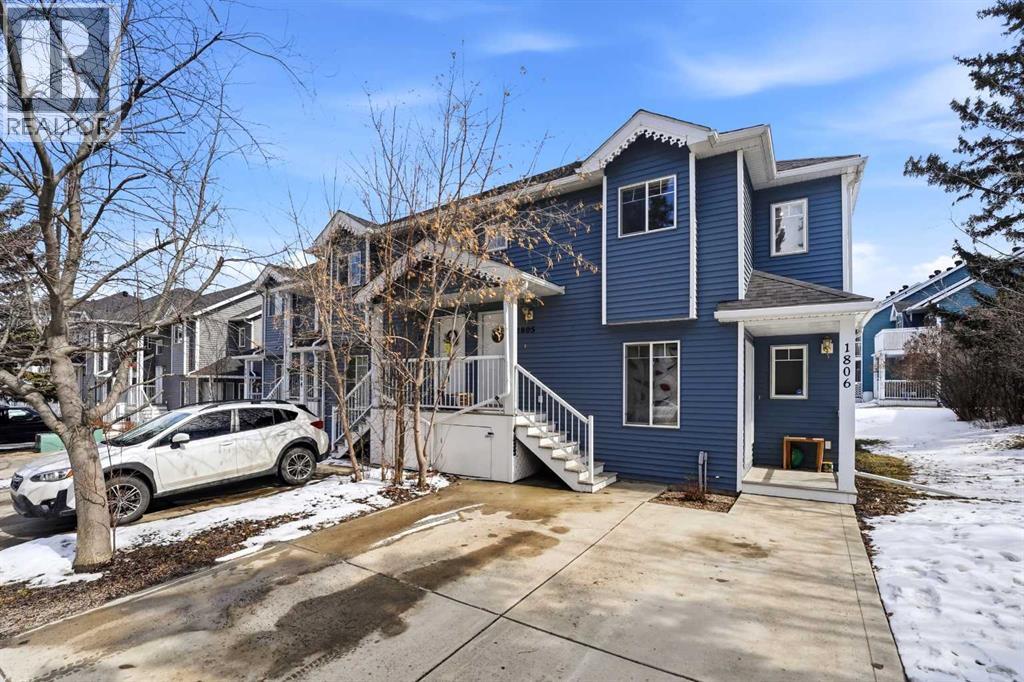 5220 50a Avenue Property Photo 1