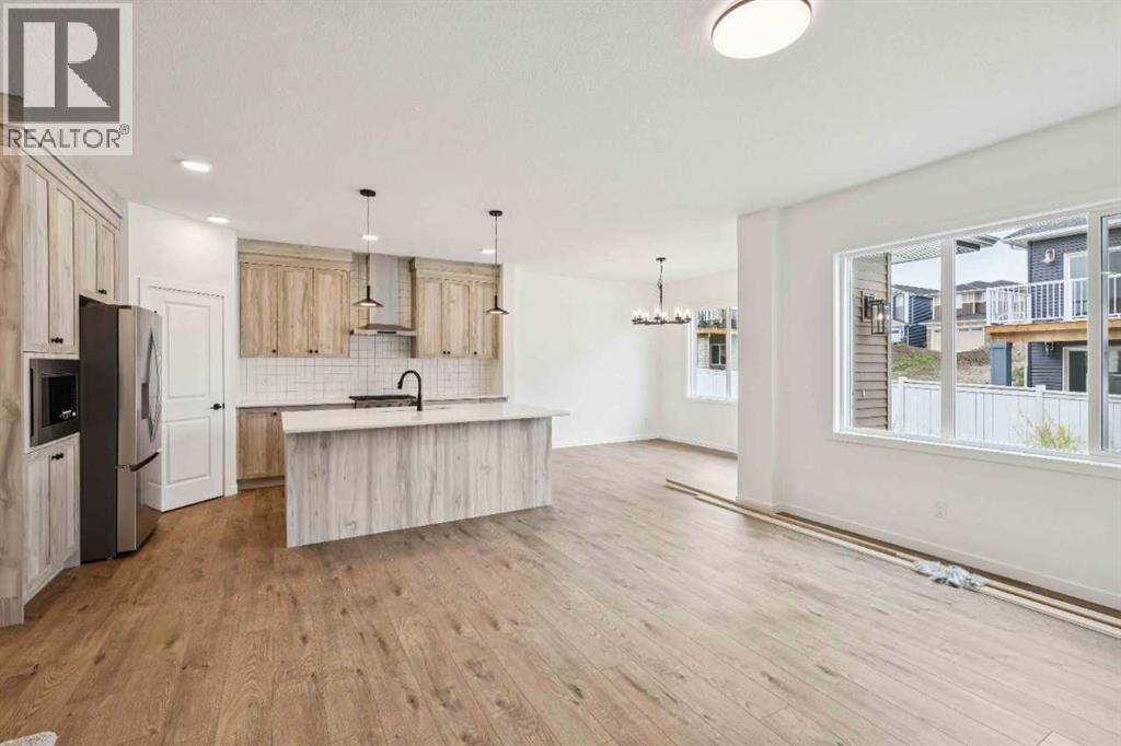 1030 Bayview Crescent Sw Property Photo 11