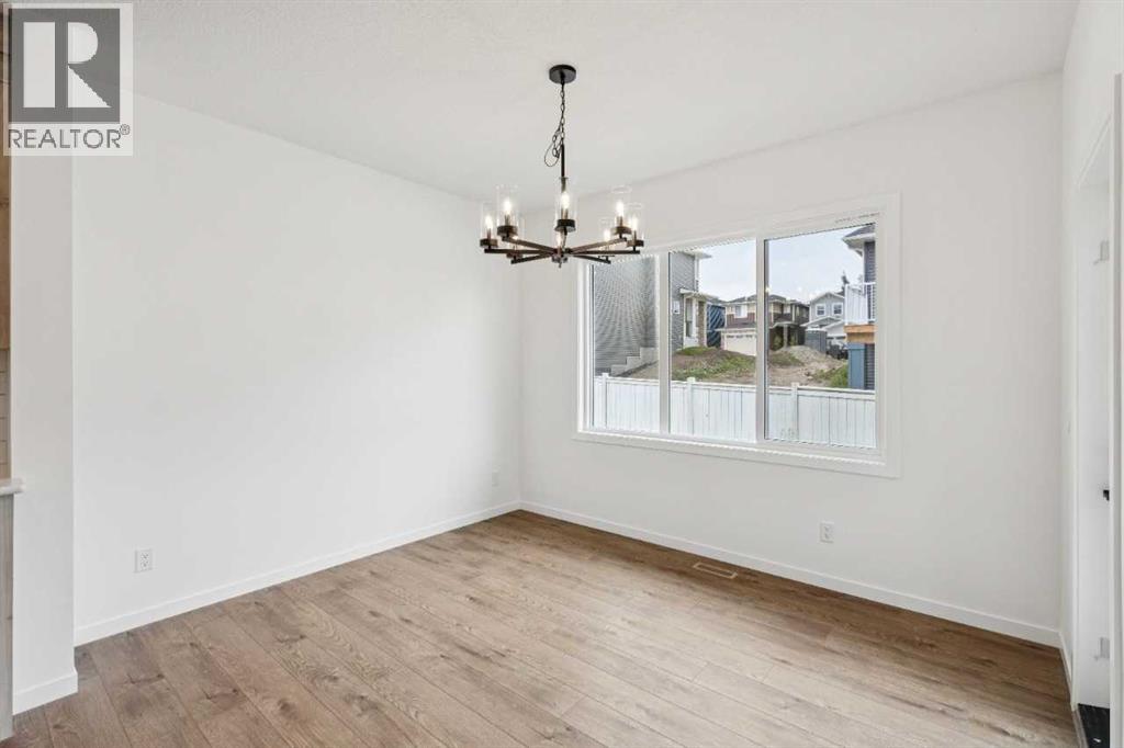 1030 Bayview Crescent Sw Property Photo 14
