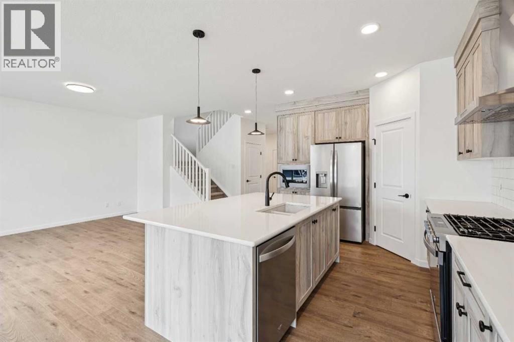 1030 Bayview Crescent Sw Property Photo 16