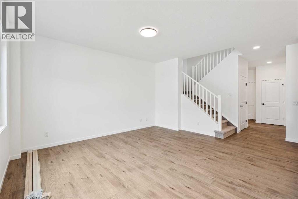 1030 Bayview Crescent Sw Property Photo 21